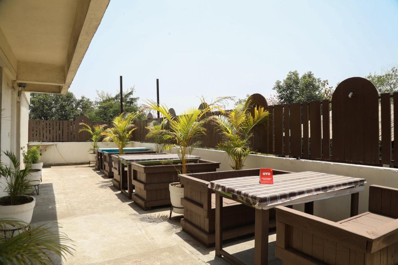 Oyo 10943 Hotel Plus Corporate Khapa  Exterior foto
