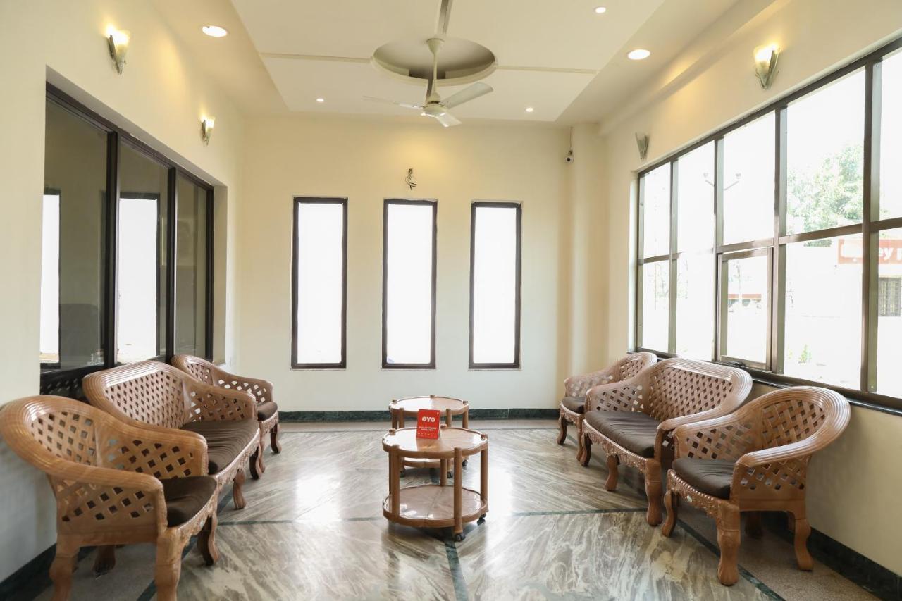 Oyo 10943 Hotel Plus Corporate Khapa  Exterior foto